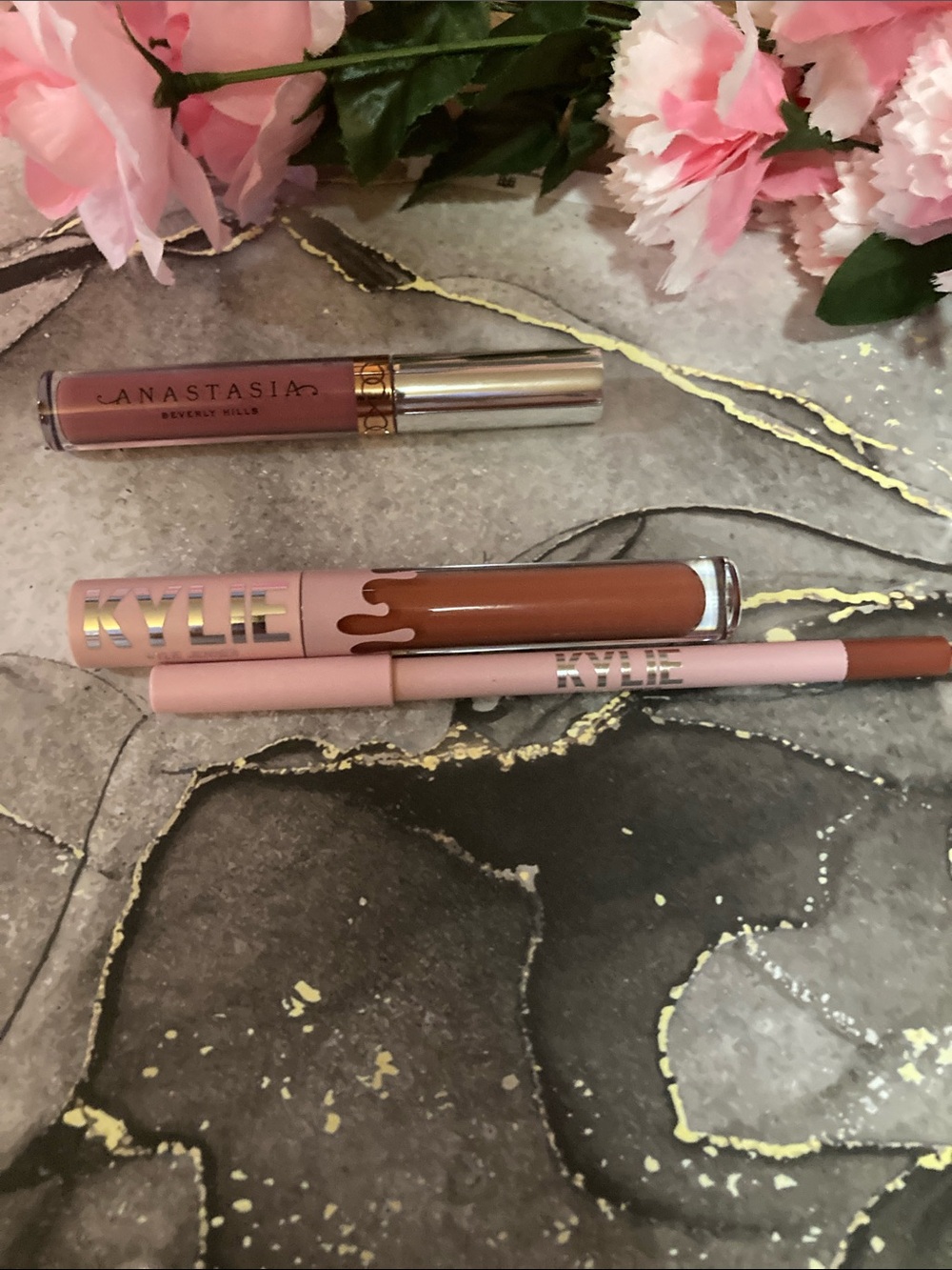 KYLIE COSMETICS + ANASTASIA BEVERLY HILLS-Brand New Luxury Lip Duo!! - Picture 3 of 8
